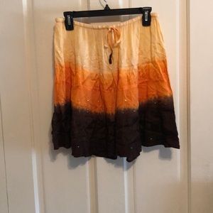 Adorable mini skirt with embroidery so pretty!!